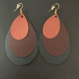 Leather earrings